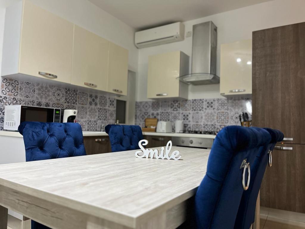 Crimson Court Apartment Is-Swieqi Ngoại thất bức ảnh